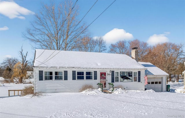 7 Nied Drive, Pleasant Valley