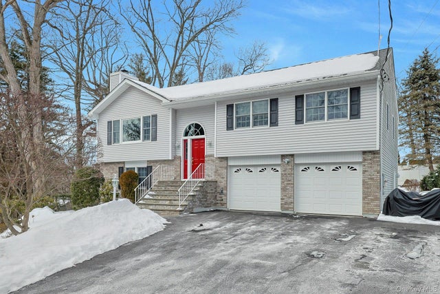 31 W Linwood Street, Valhalla