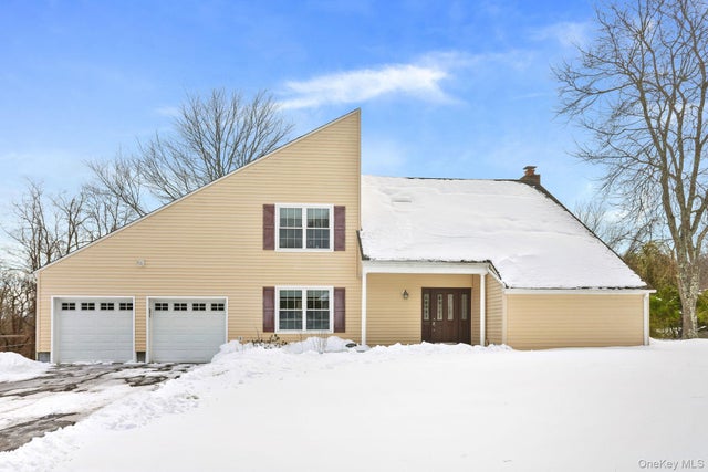 1325 Quarry Drive, Mohegan Lake