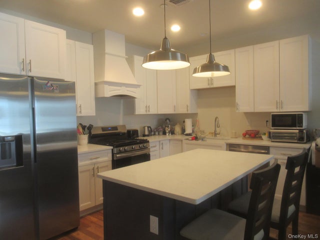 7102 Pankin Drive, Carmel