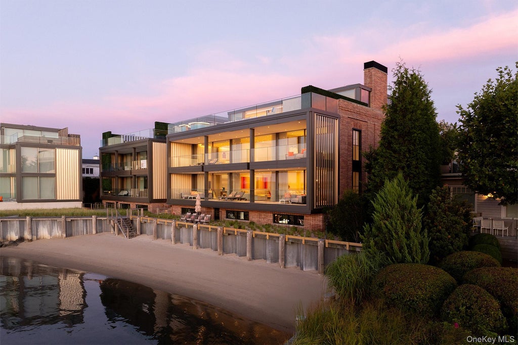 2 "a" West Water Street, Sag Harbor