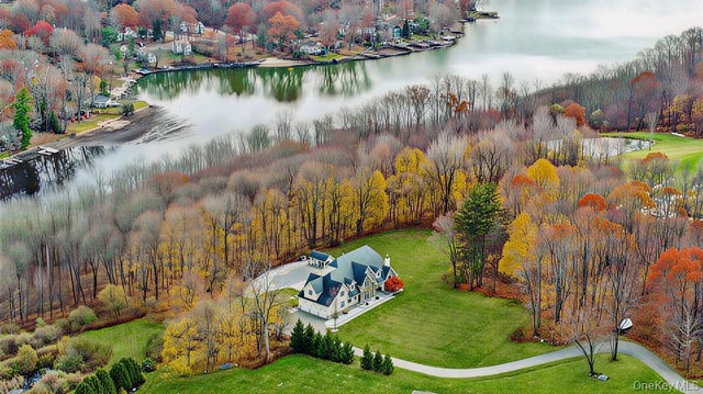 47 Kayla Lane, Mahopac