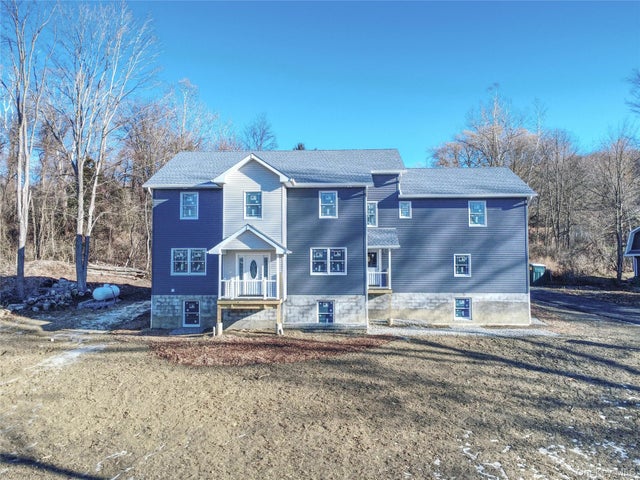 686 Depot Hill Road, Poughquag