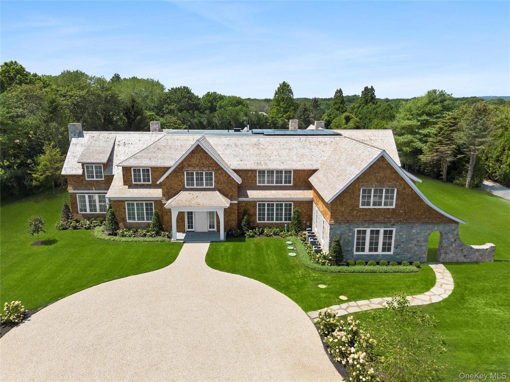 120 Halsey Lane, Bridgehampton