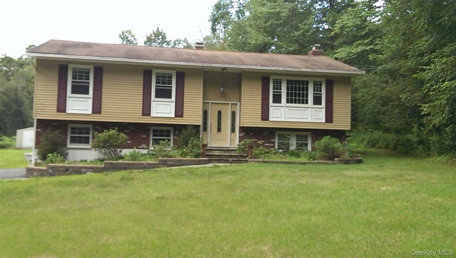 222 Highview Road, Dover Plains