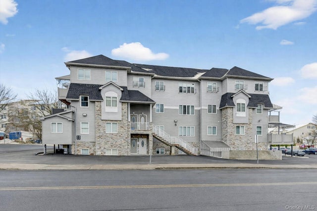 6 Garfield Road # 311, Monroe