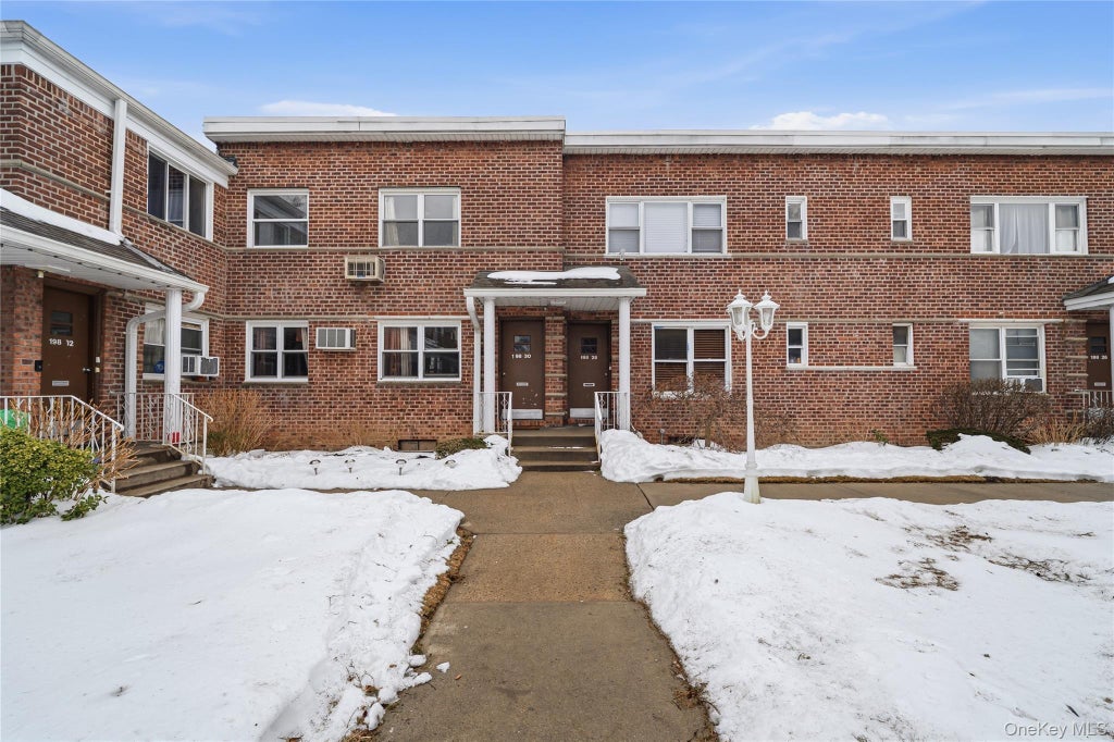 198-28 Pompeii Avenue # 2, Holliswood
