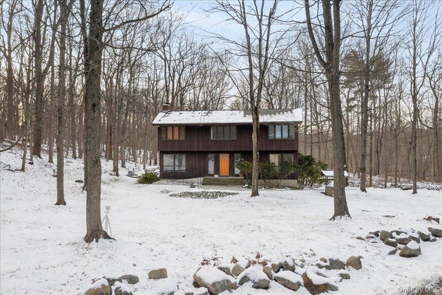 111 Philipse Brook Road, Garrison