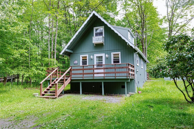 7 Indian Lake Road, Ferndale