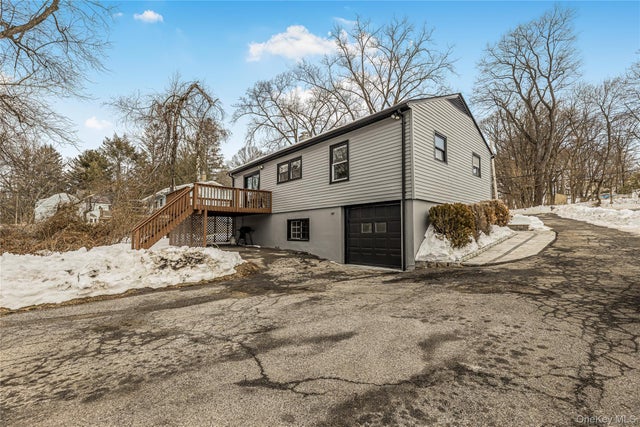 221 Lafayette Avenue, Cortlandt Manor