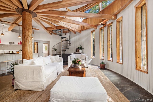 48 Decker Road, Stanfordville