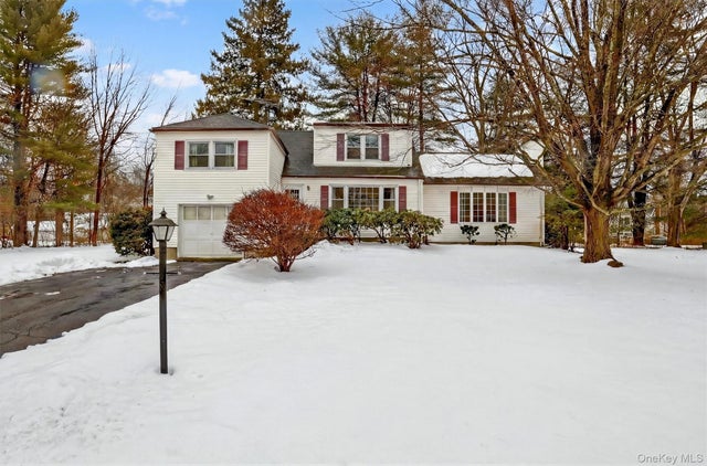 2954 Meadowcrest Drive, Yorktown Heights
