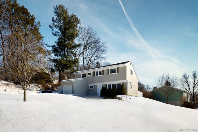 1 North Road, Brewster