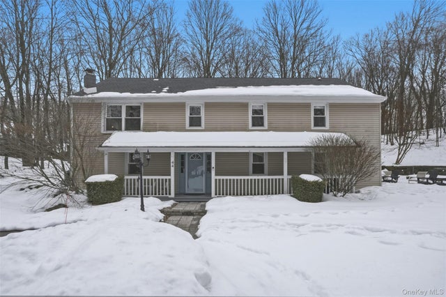 44 Clearwater Road, Highland