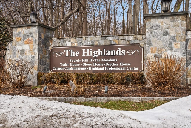 4 Nottingham Circle, Peekskill