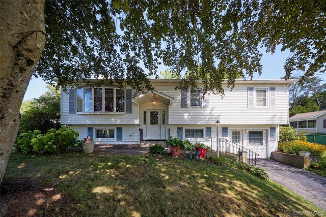 12 Dwyer Lane, Wappingers Falls