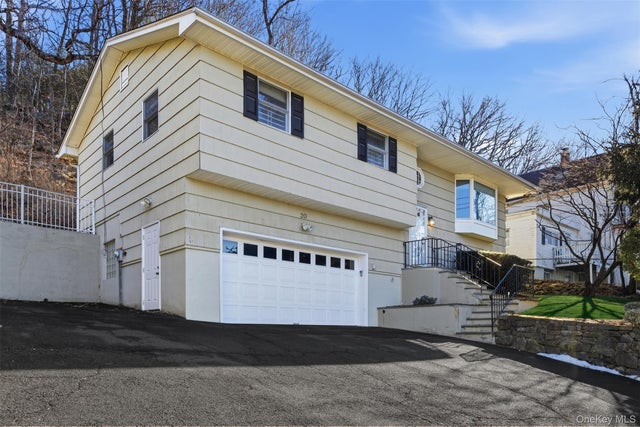 20 N Washington Avenue, White Plains