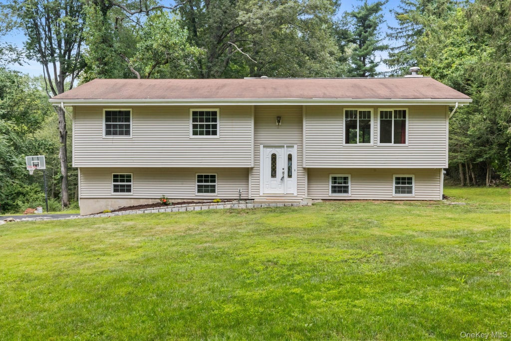 424 Cording Lane, Yorktown Heights