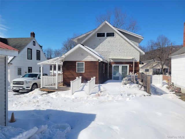 23 Winslow Place, Liberty