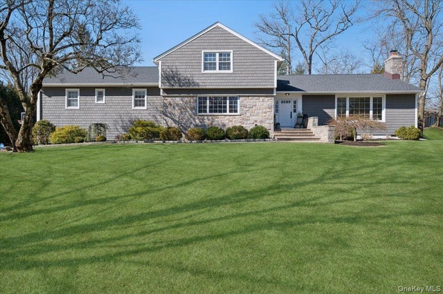 31 Priory Lane, Pelham