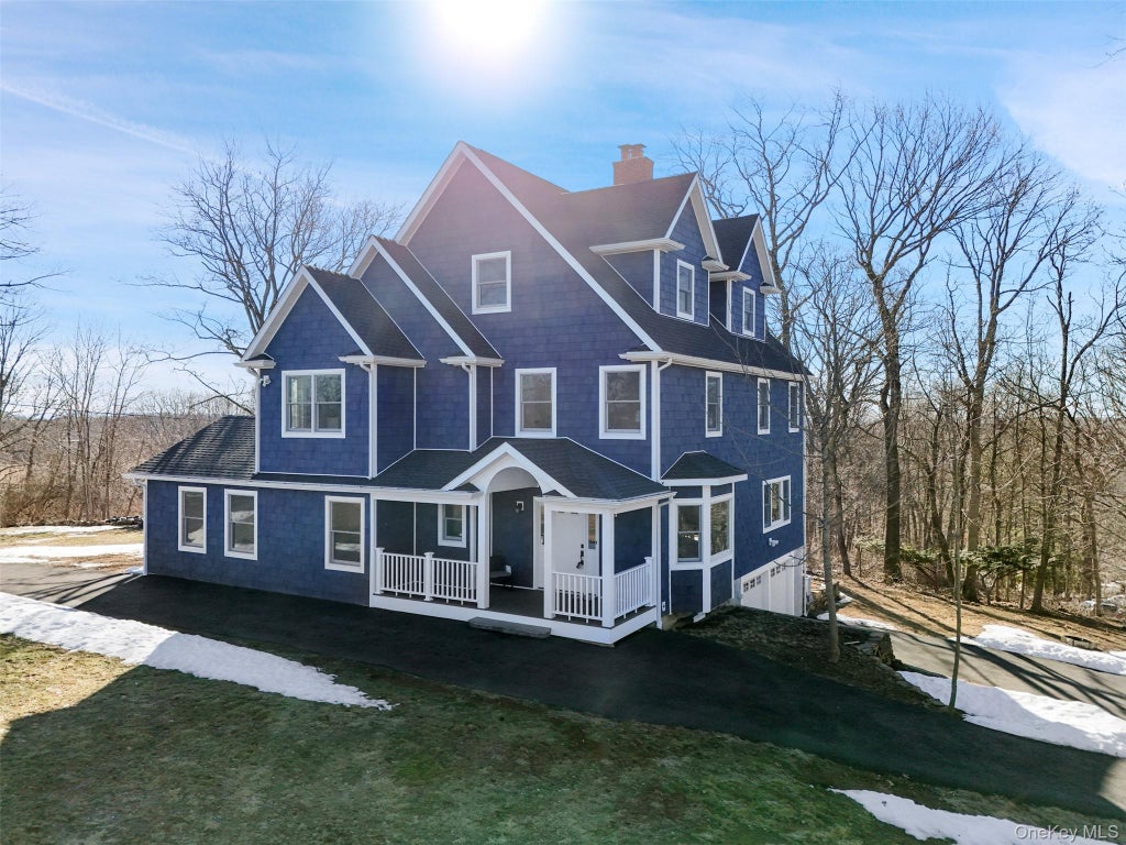 35 Summit Drive, Mahopac
