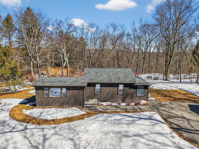 208 Ressique Road, Stormville