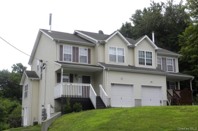 566 County Route 49, Middletown