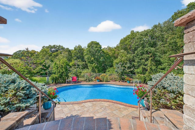 144 Shamrock Hills Drive, Wappingers Falls