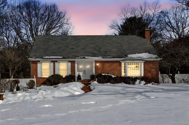 56 Glenvue Drive, Carmel