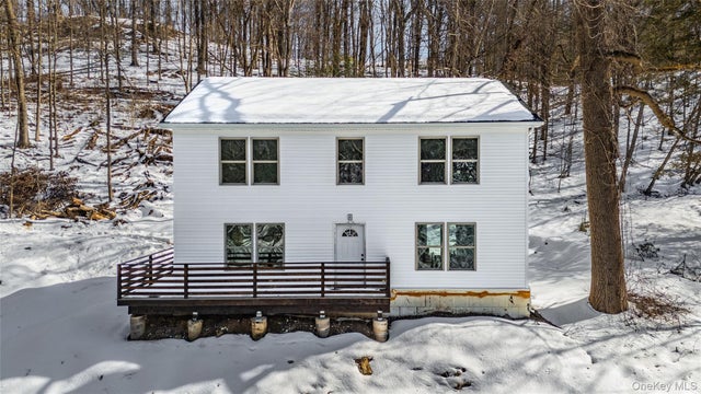 525 Millbrook Drive, Esopus