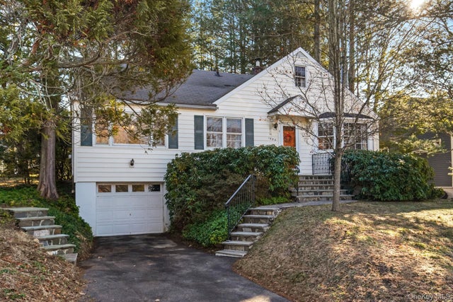 1692 Central Street, Yorktown Heights