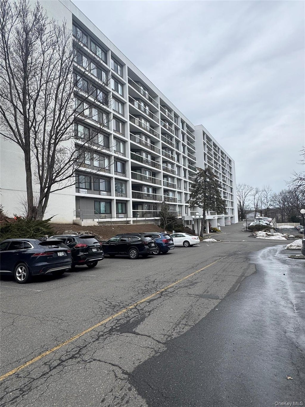 500 High Point Drive # 506, Hartsdale