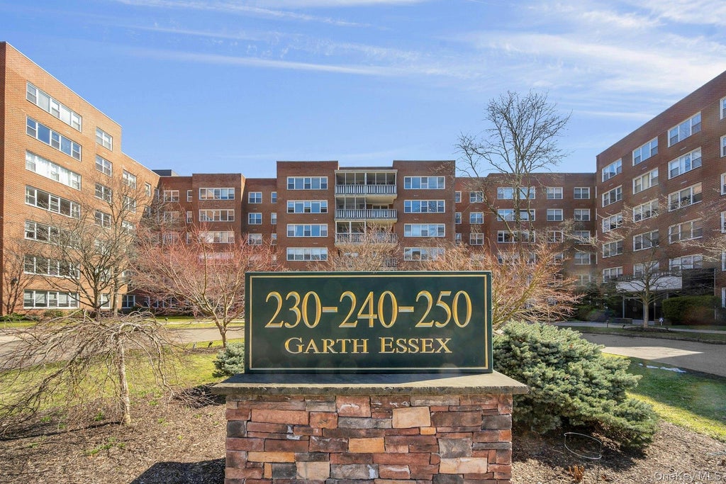 240 Garth Road # 2g2, Scarsdale