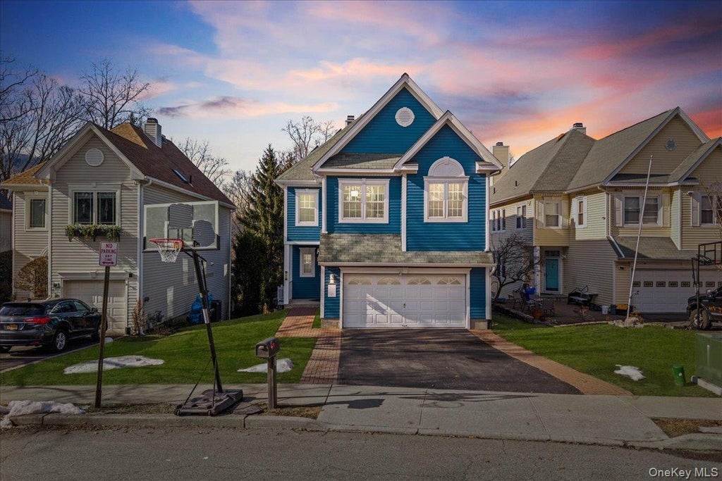 192 Benefield Boulevard, Peekskill