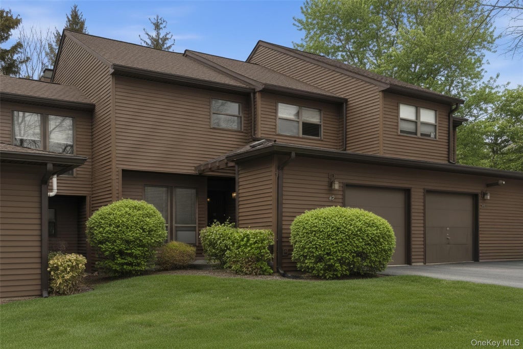 42 Brooke View Drive, Ossining