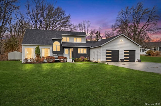 385 Route 284, Westtown