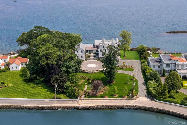 104 Premium Point Road, Mamaroneck