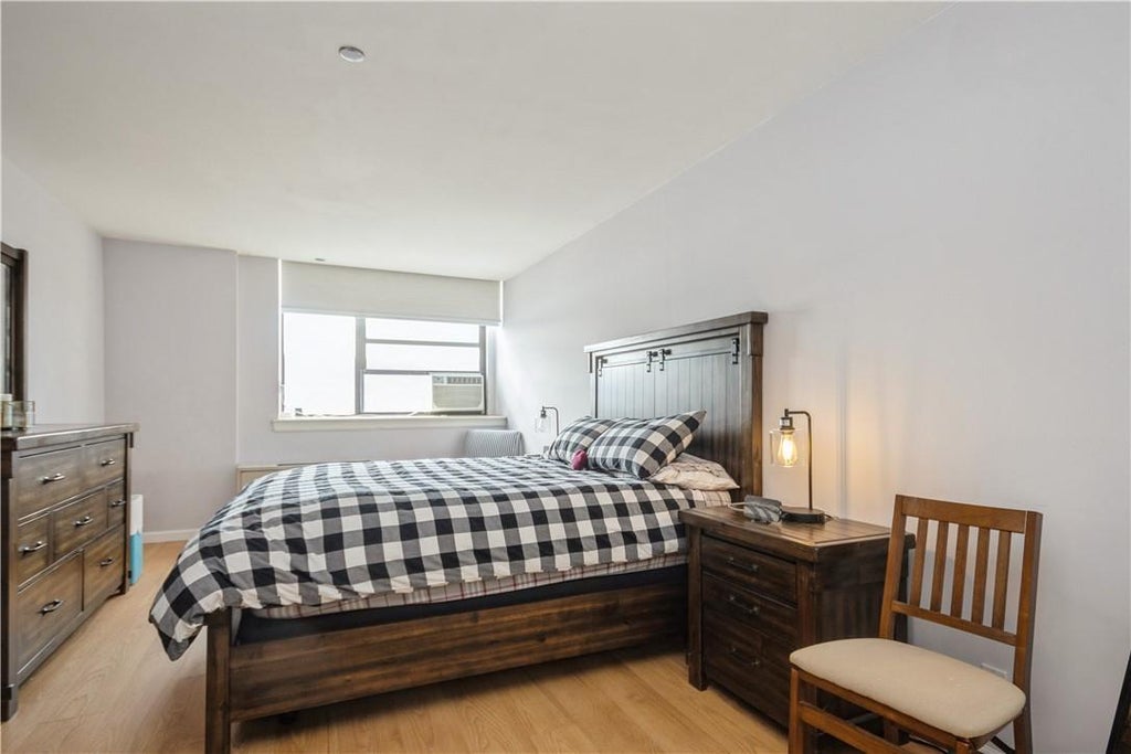 15 of 26 - 23 Water Grant St. # 6b, Yonkers, NY