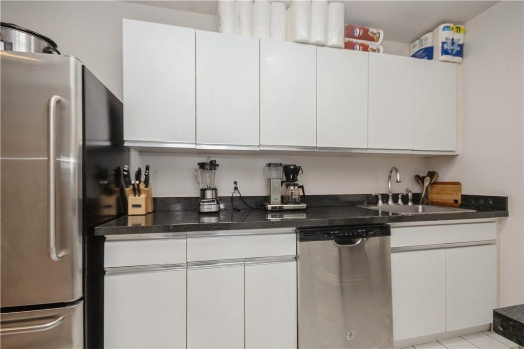 7 of 26 - 23 Water Grant St. # 6b, Yonkers, NY