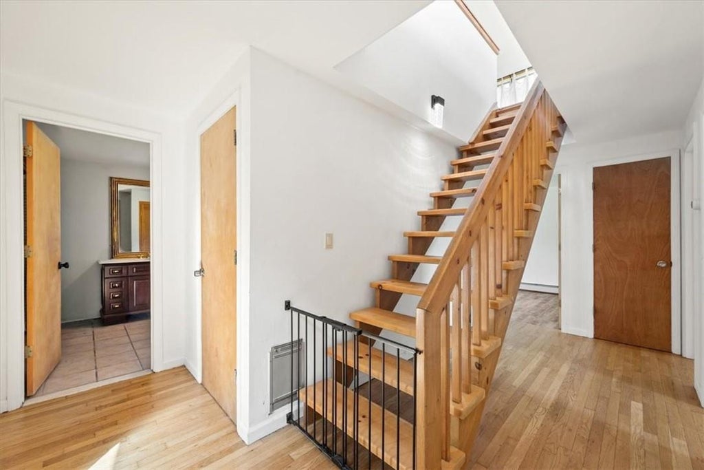 21 of 37 - 84 Ridge Road, Westtown, NY