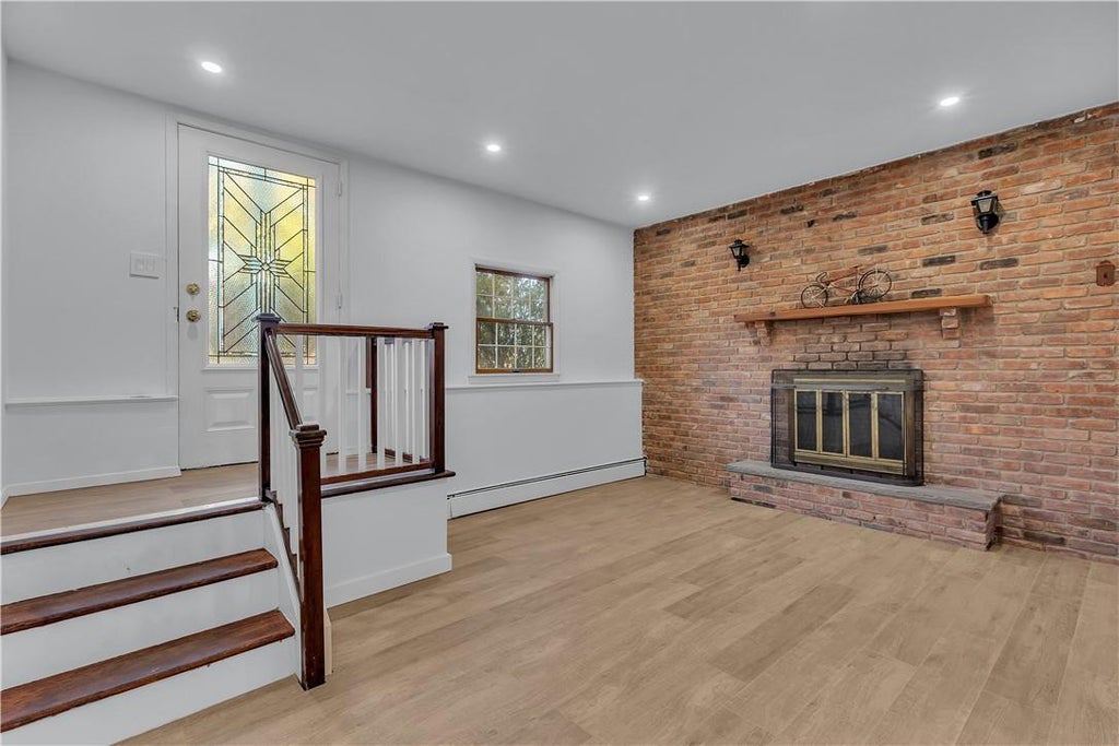 4 of 33 - 19 Avery Road, Carmel, NY