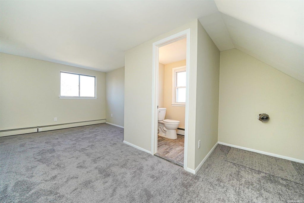 20 of 32 - 2491 1st St., East Meadow, NY