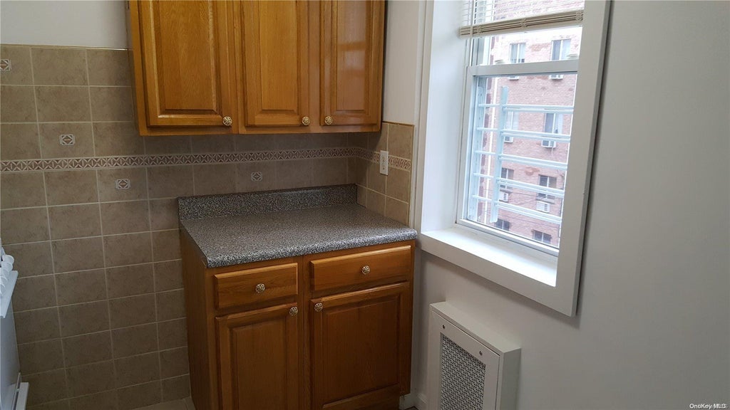 16 of 20 - 84-25 118 St. # 3a, Kew Gardens, NY