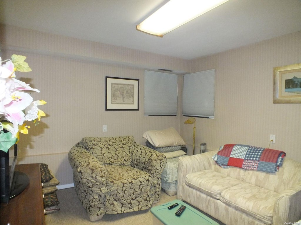 20 of 30 - 957 Jerome St., Baldwin, NY
