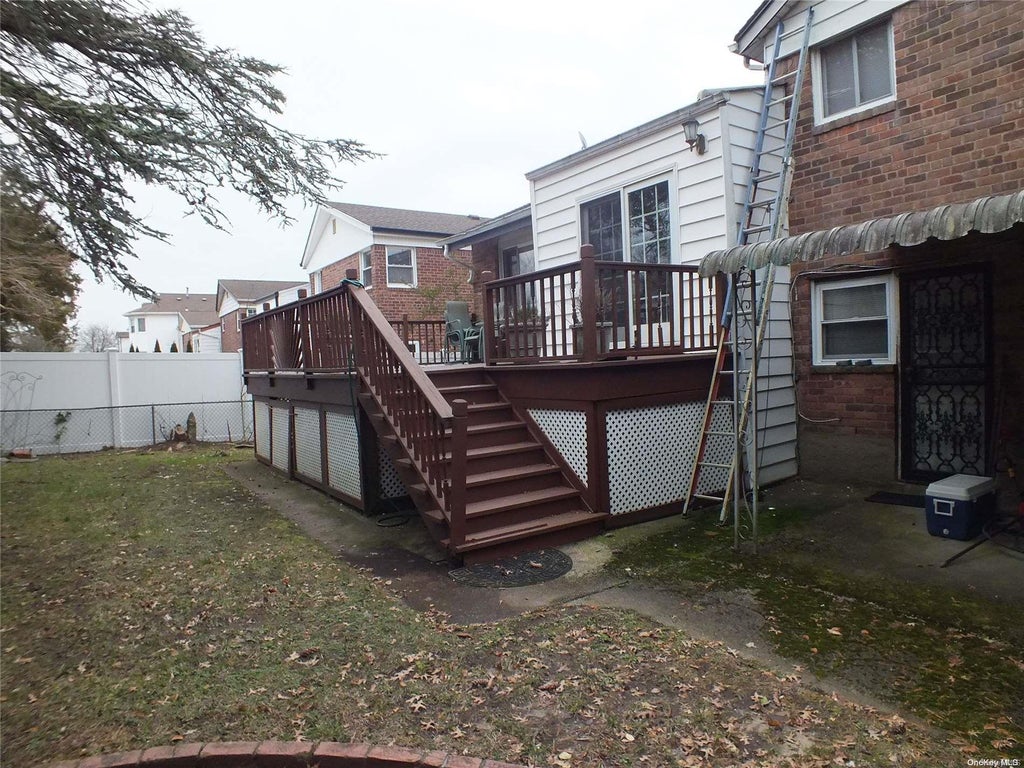 27 of 30 - 957 Jerome St., Baldwin, NY