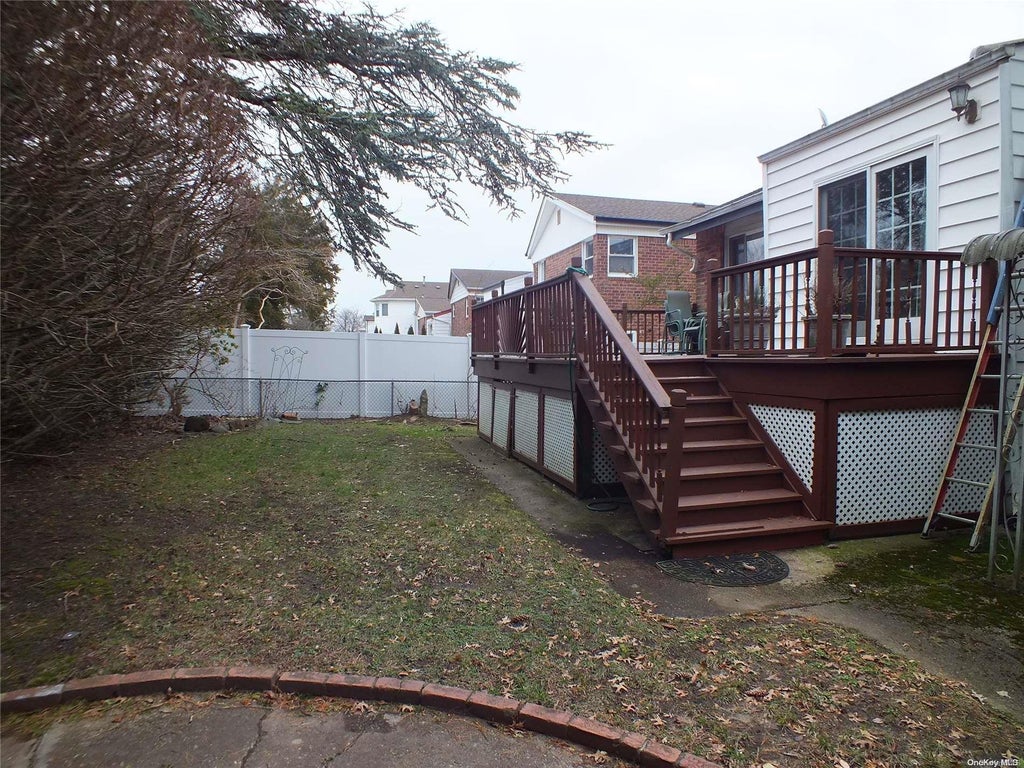 28 of 30 - 957 Jerome St., Baldwin, NY