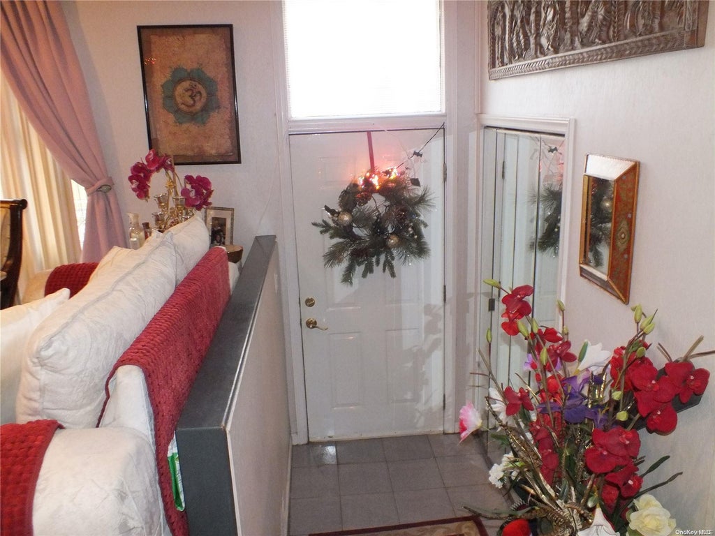 3 of 30 - 957 Jerome St., Baldwin, NY