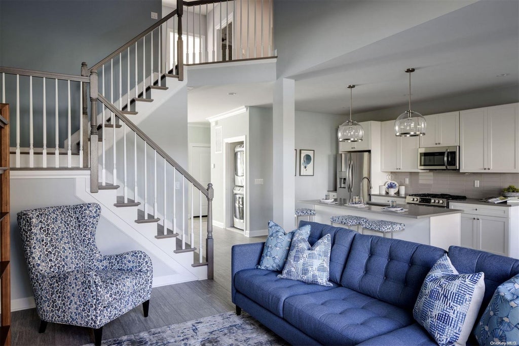 2 of 18 - 1239 Old Nichols Road 58, Islandia, NY