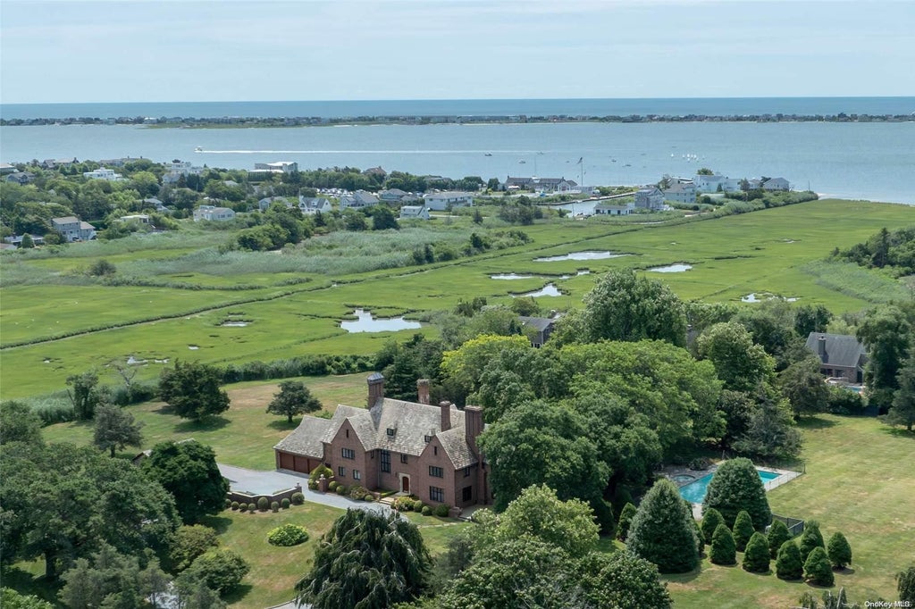 4 of 33 - 16 Tuthill Lane, Remsenburg, NY