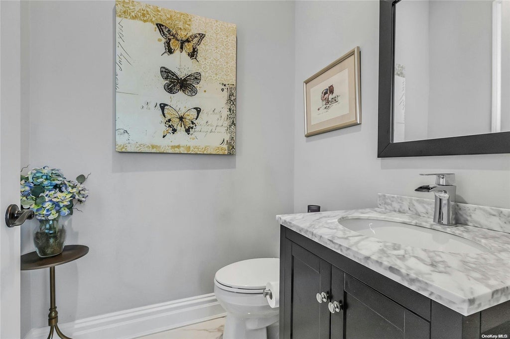4 of 24 - 2 Seaman Road, Glen Cove, NY